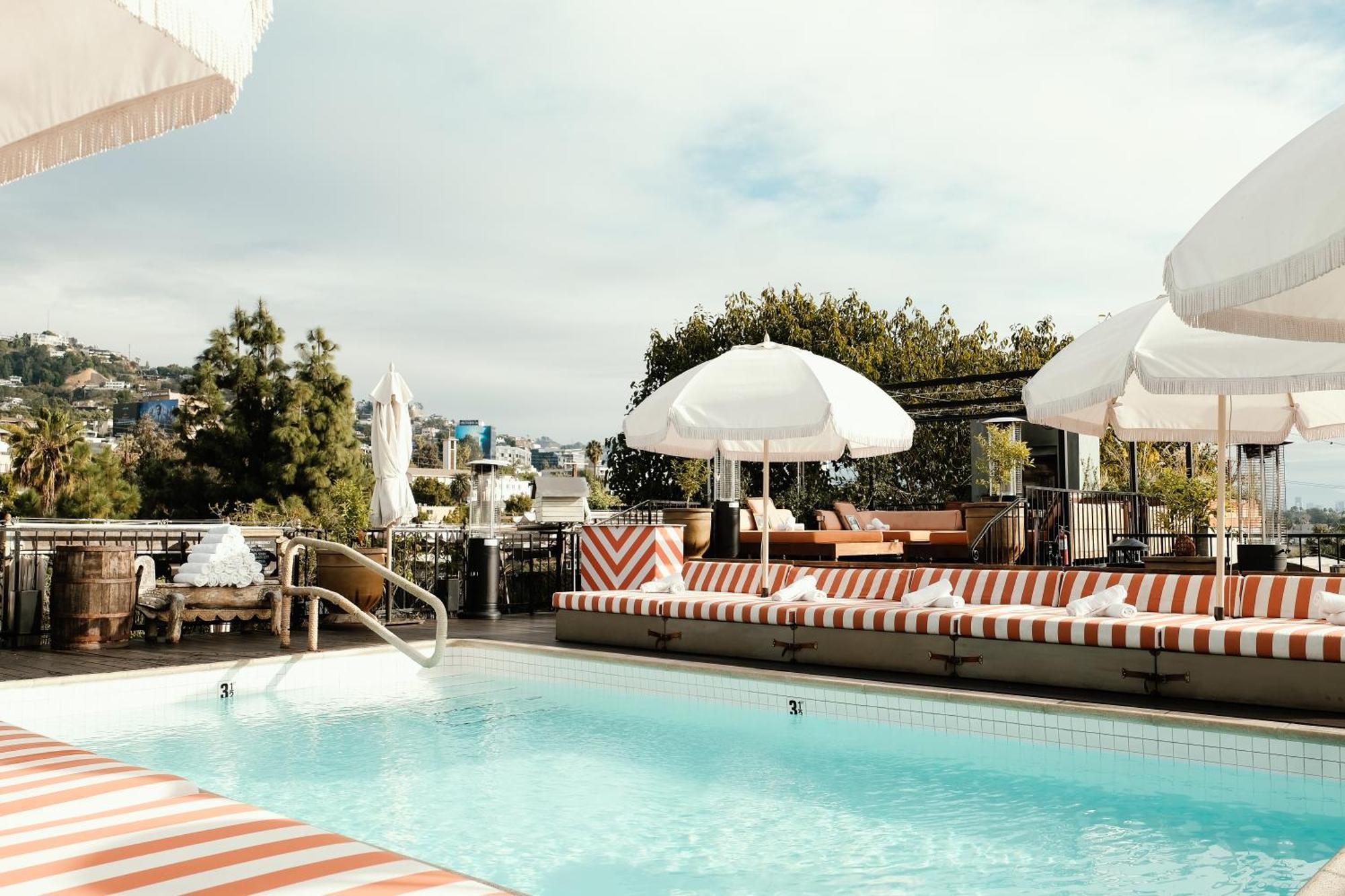 Отель Petit Ermitage (Adults Only) Лос-Анджелес Экстерьер фото