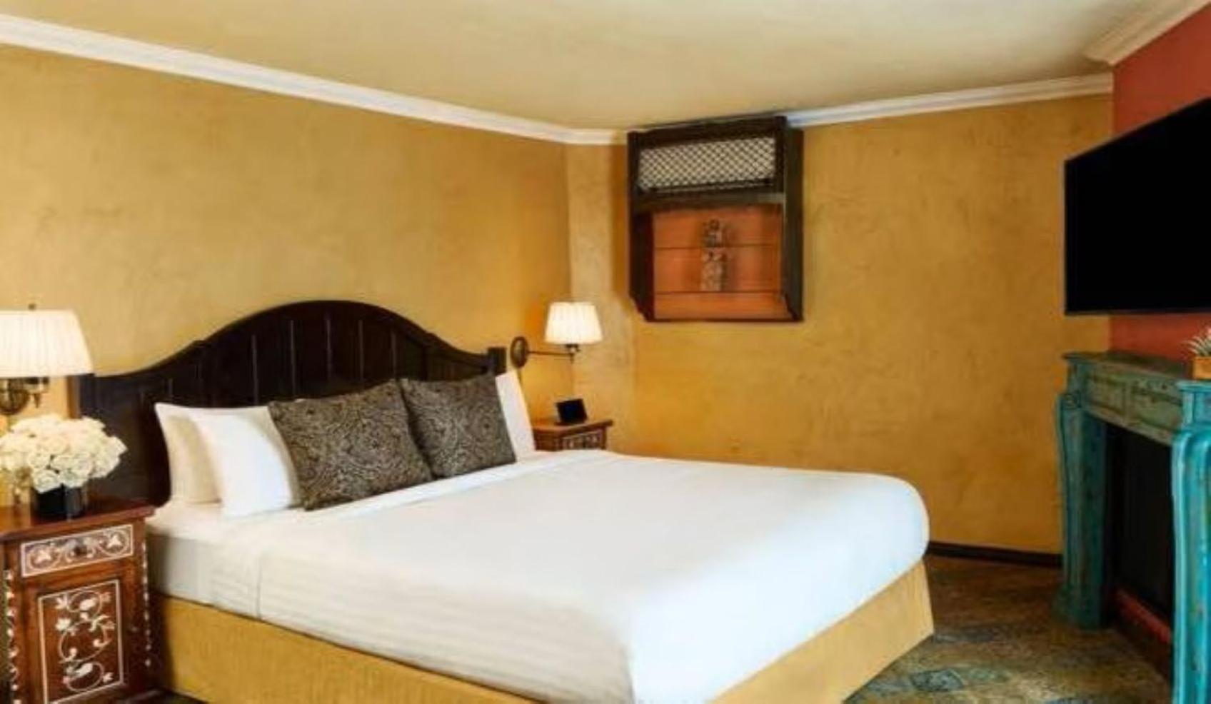 Отель Petit Ermitage (Adults Only) Лос-Анджелес Экстерьер фото